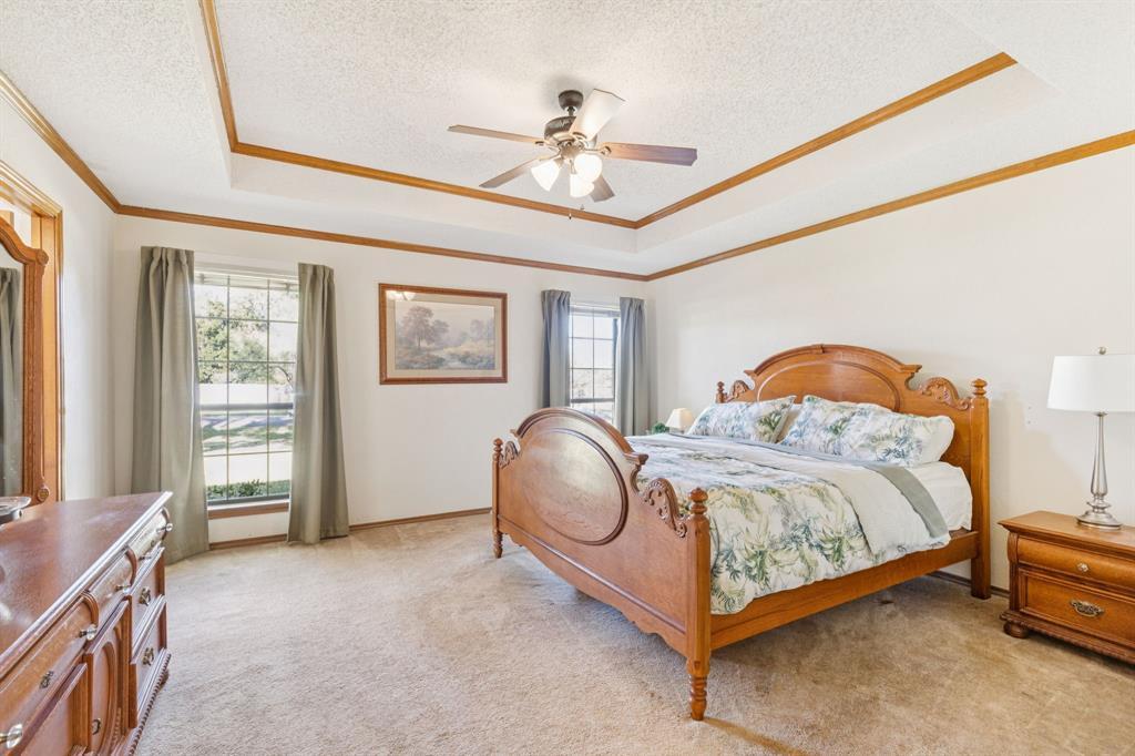 Emerald Circle, Southlake real photo 3