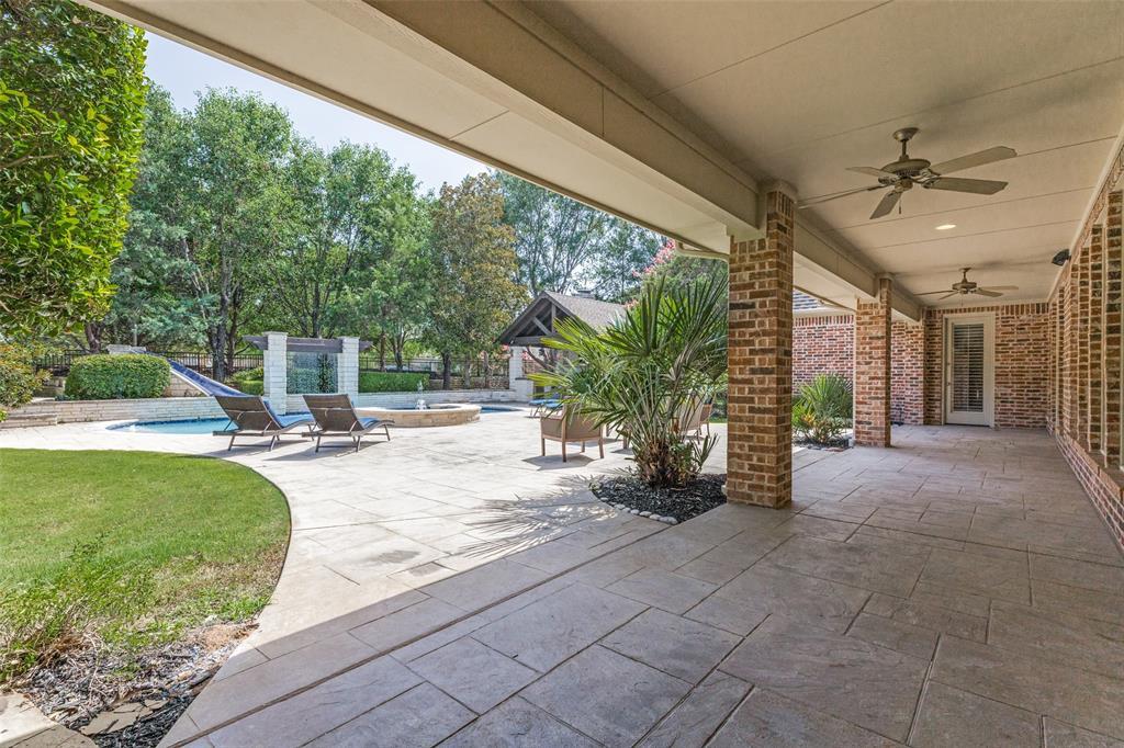 Fair Oaks Drive, Westlake real photo 3