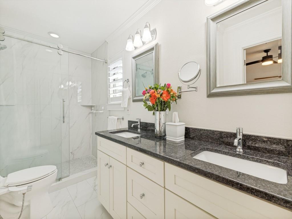 Regent Drive, Preston Hollow real photo 4