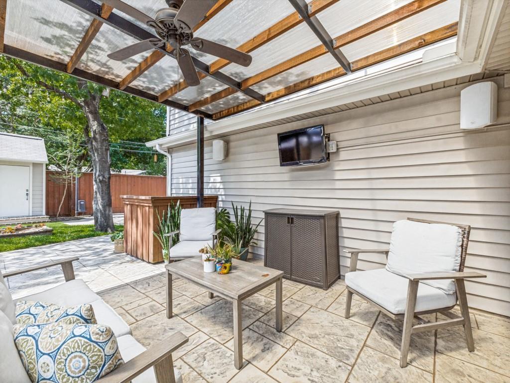 Regent Drive, Preston Hollow real photo 5