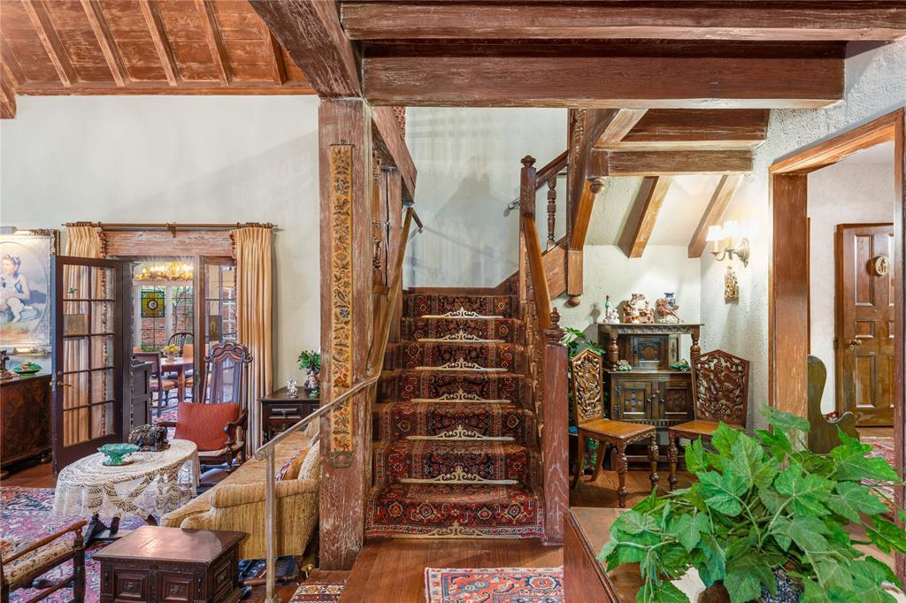 Highland Park Cottage real photo 5